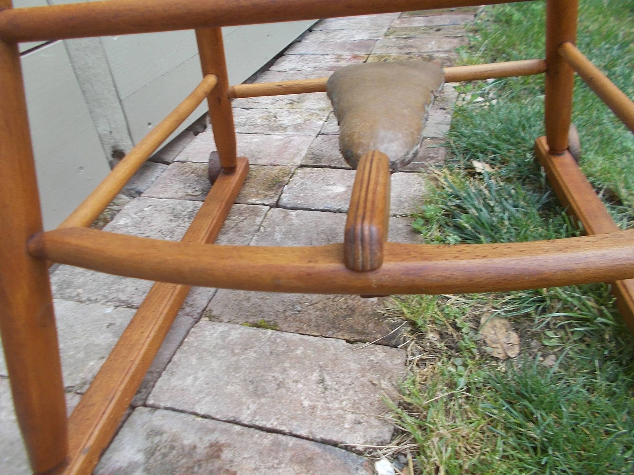 Ancienne chaise haute pour enfant Luterma