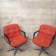 Paire de fauteuils Charles Pollock 1970 orange