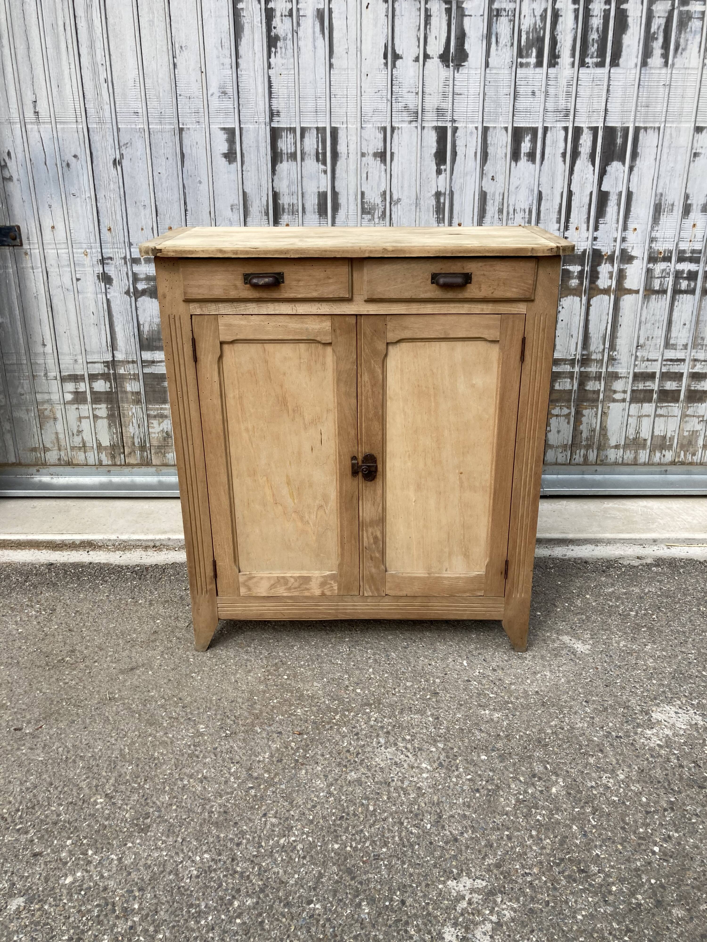 Natural Parisian buffet