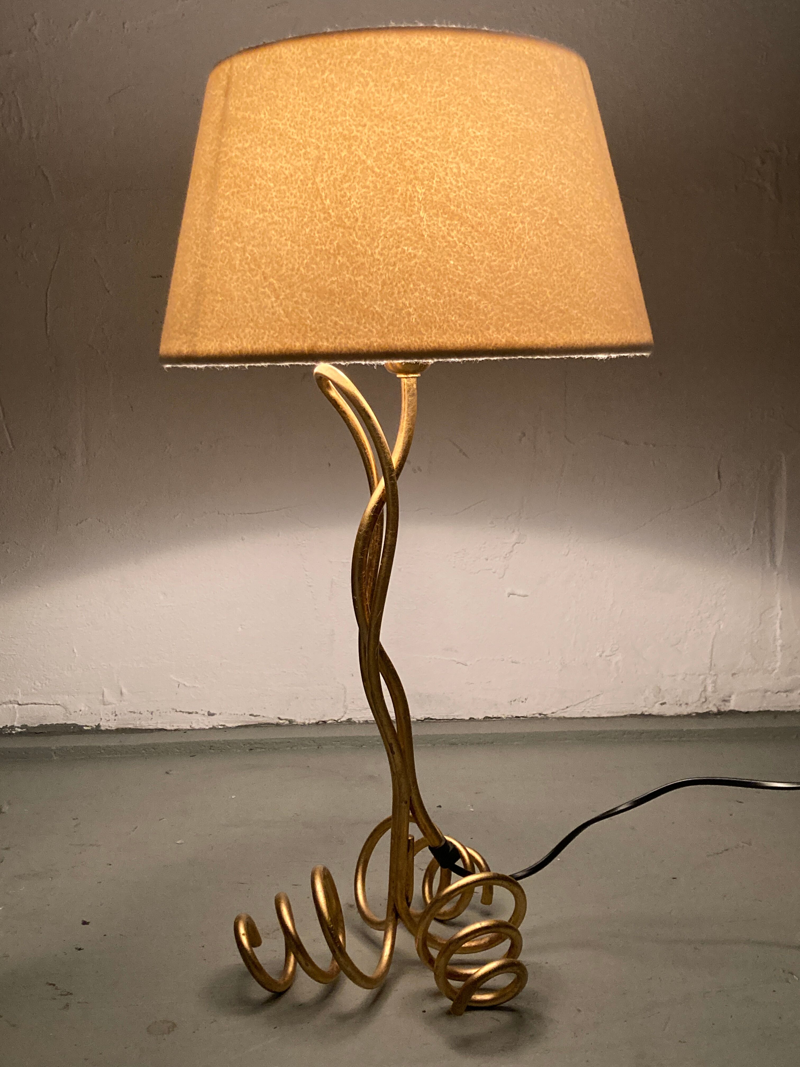 Vintage curly wavy free form label lamp, bouclé shade