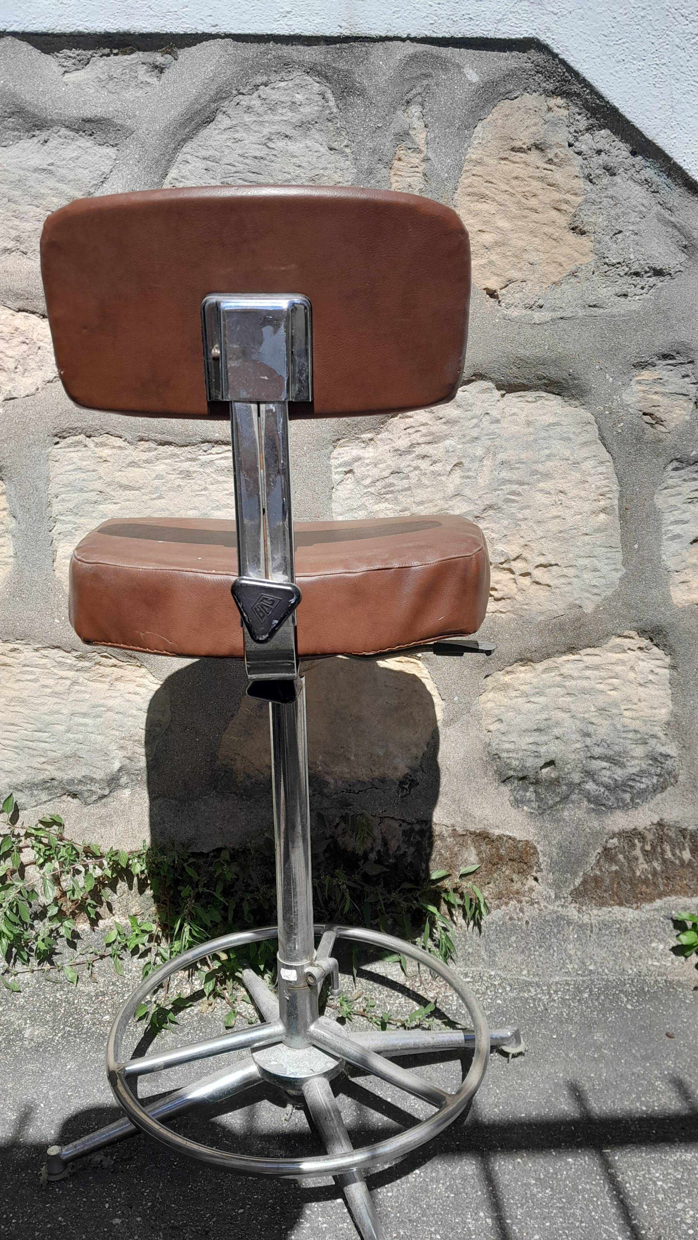 Architect chair or BAO workshop