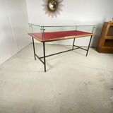 Vitrine sur table 1950