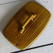 Vintage Portuguese faience butter dish with wood effect, Secla.