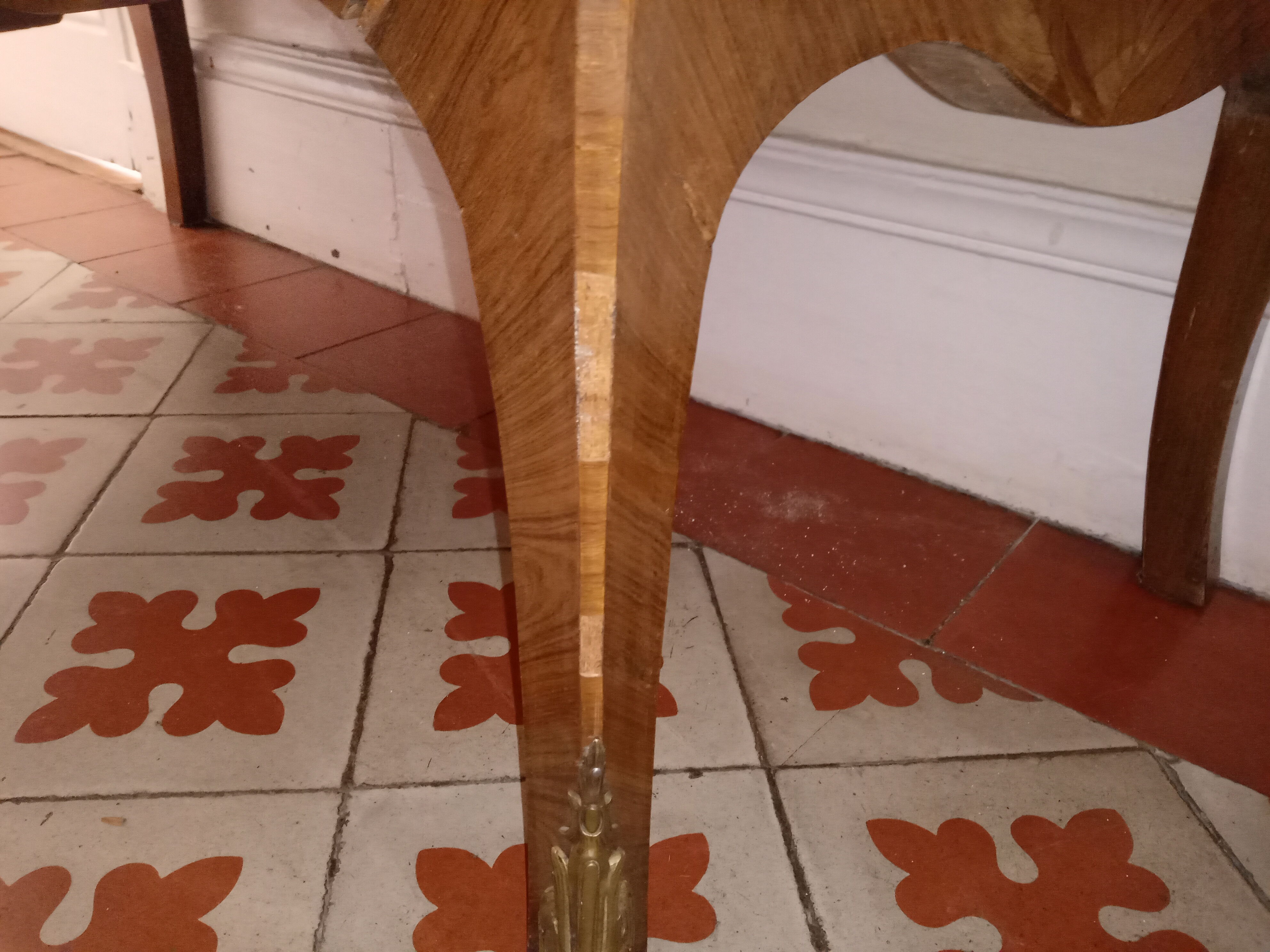 Chest of drawers 2 drawers Louis XV curved rosewood