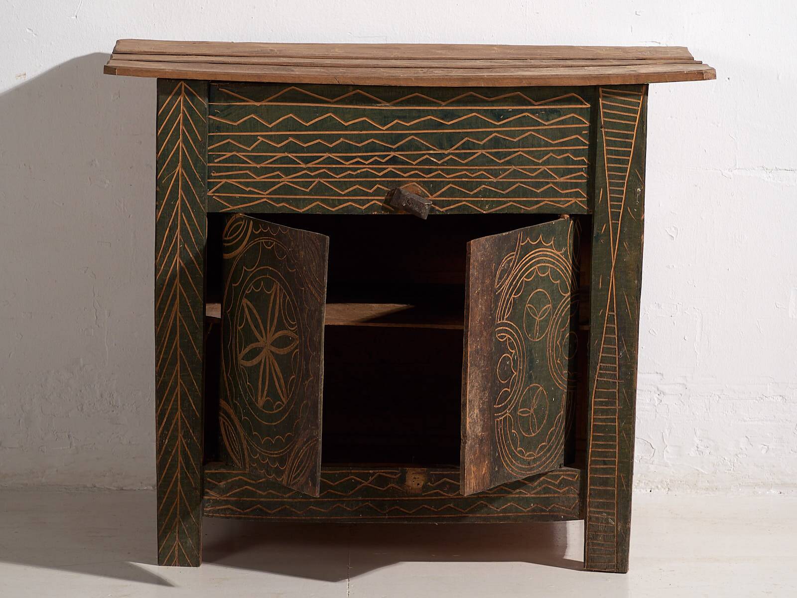 Antique green primitive style chest of drawers (circa 1920) #71