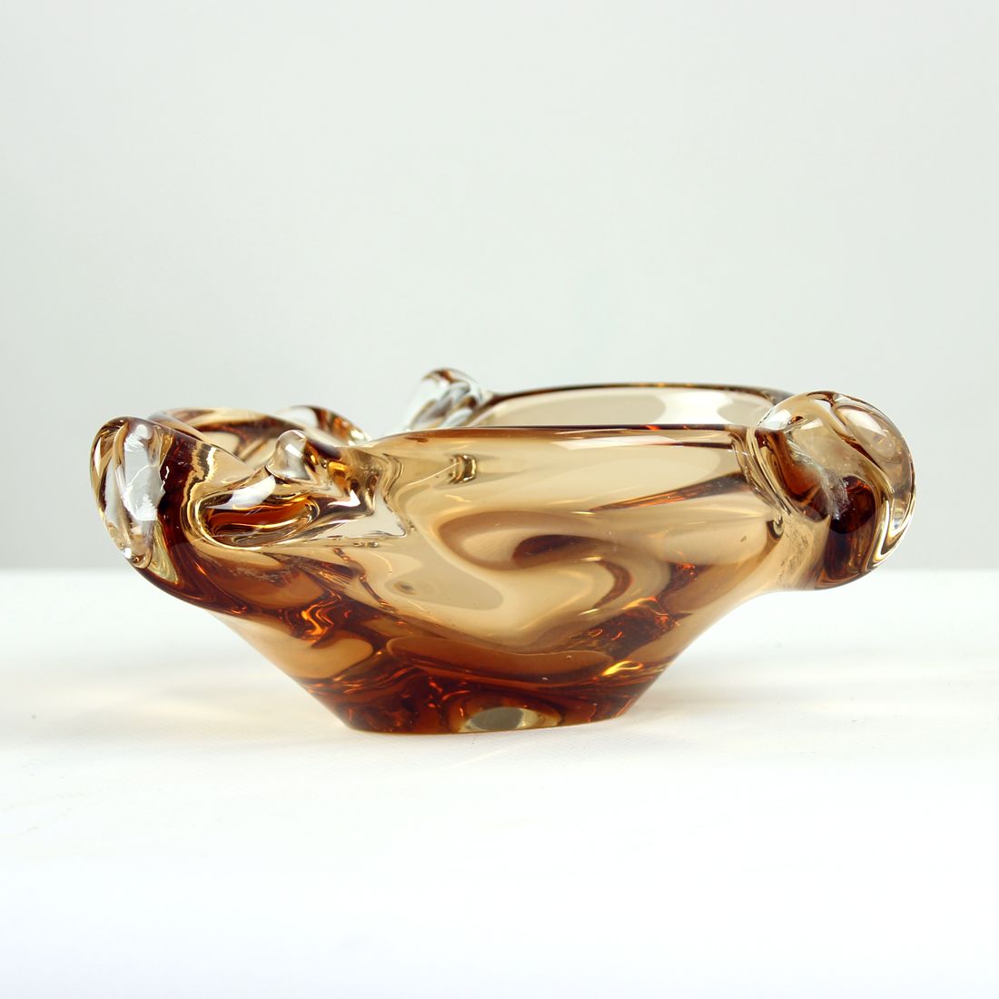 Art glass amber bowl by jan beranek for skrdlovice, czechoslovakia circa 1960