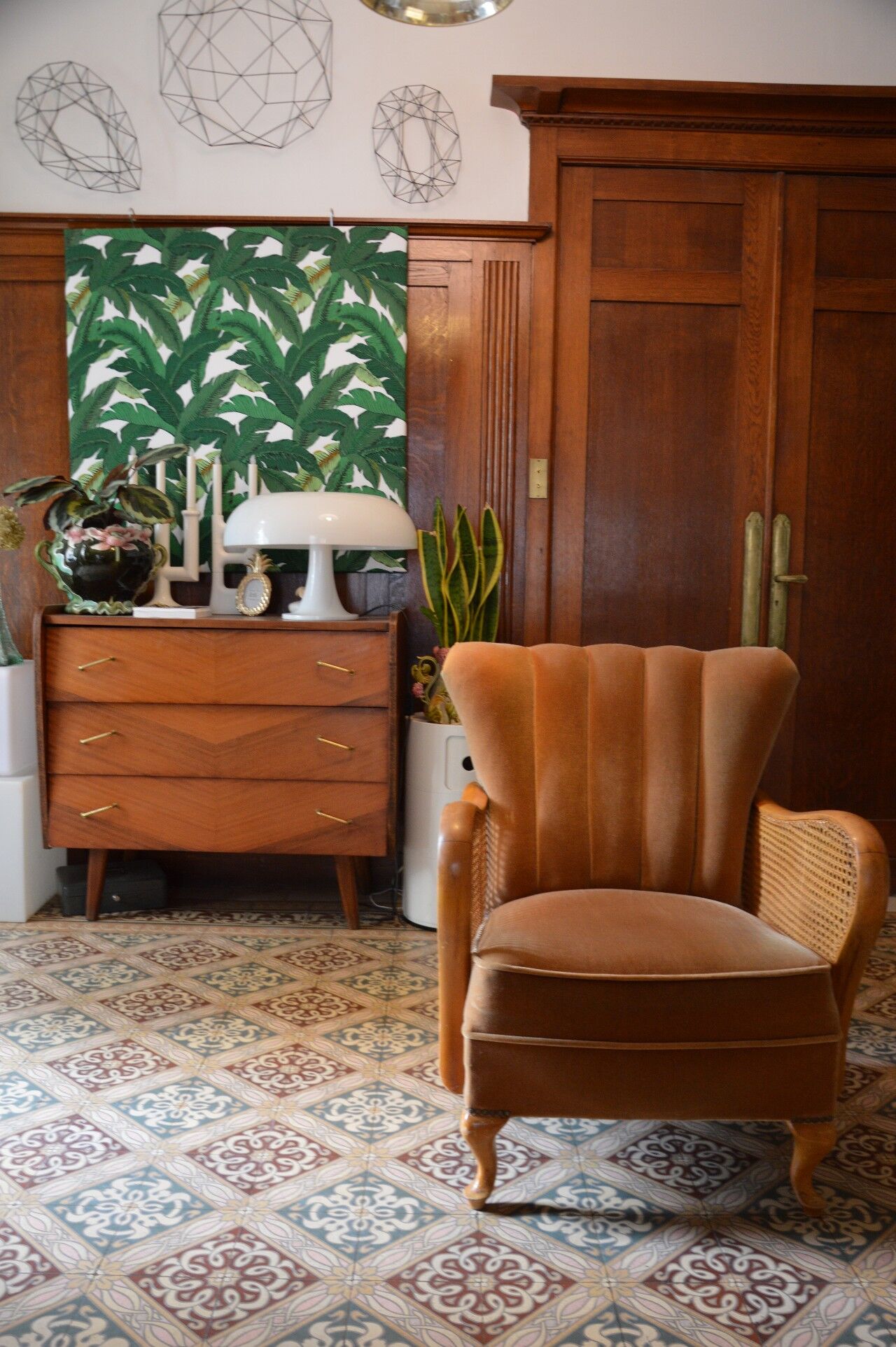 Chair caning and velvet cocktail