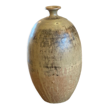 Sandstone amphora by David Kostanza