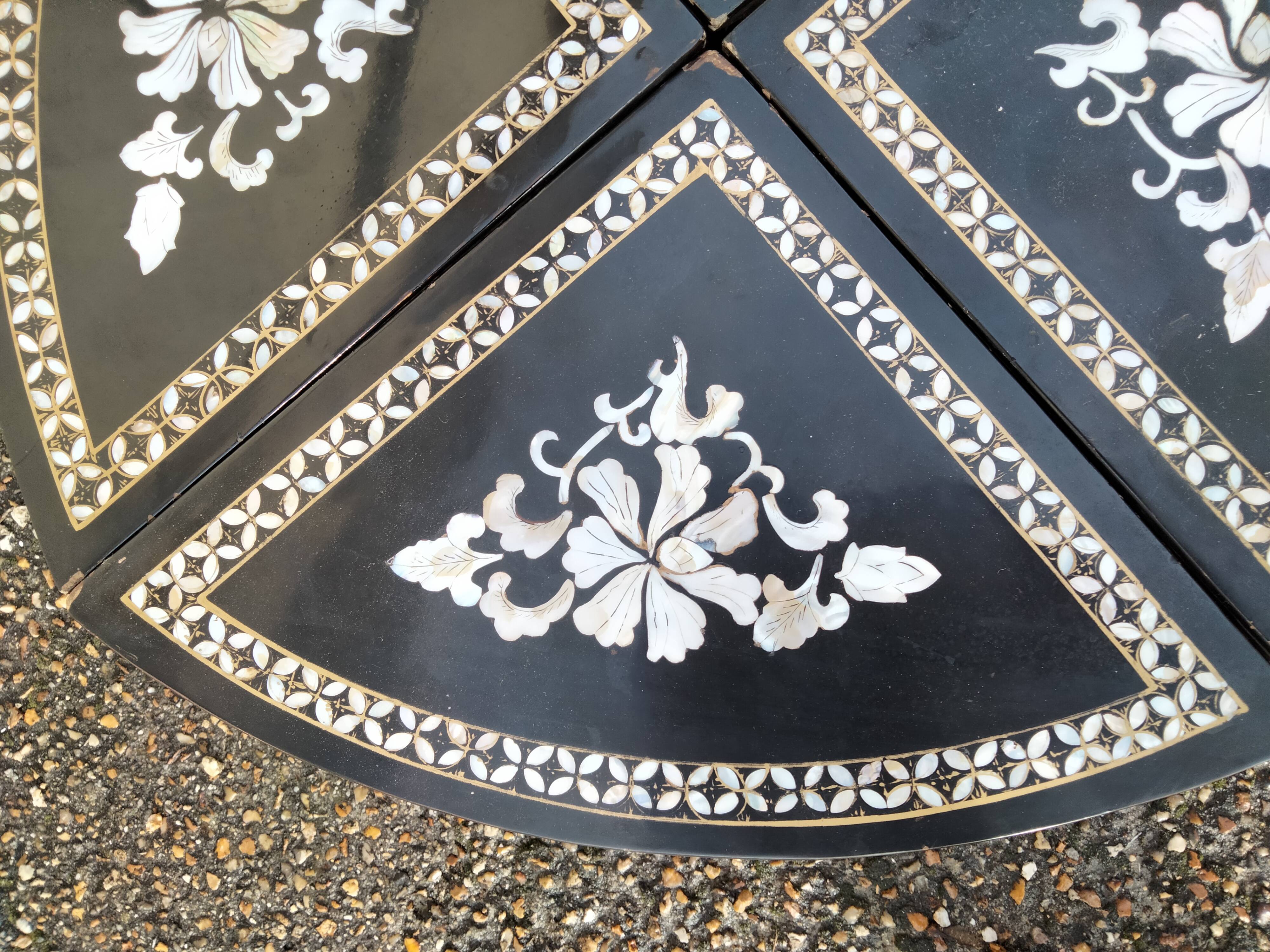 Coffee table Asian décor inlaid with vintage antique mother-of-pearl