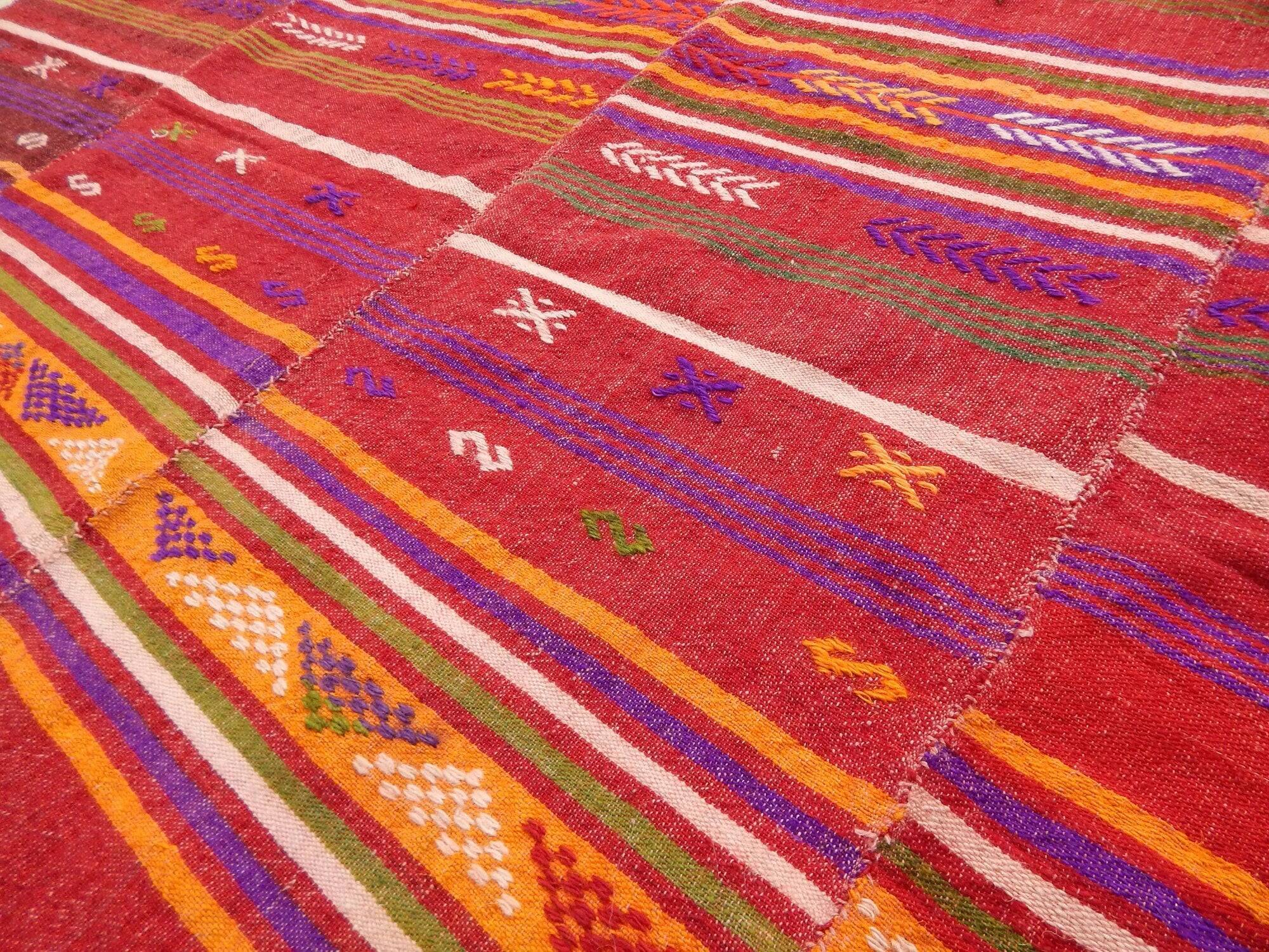 Vintage Turkish kilim, handwoven, 151x246 cm.