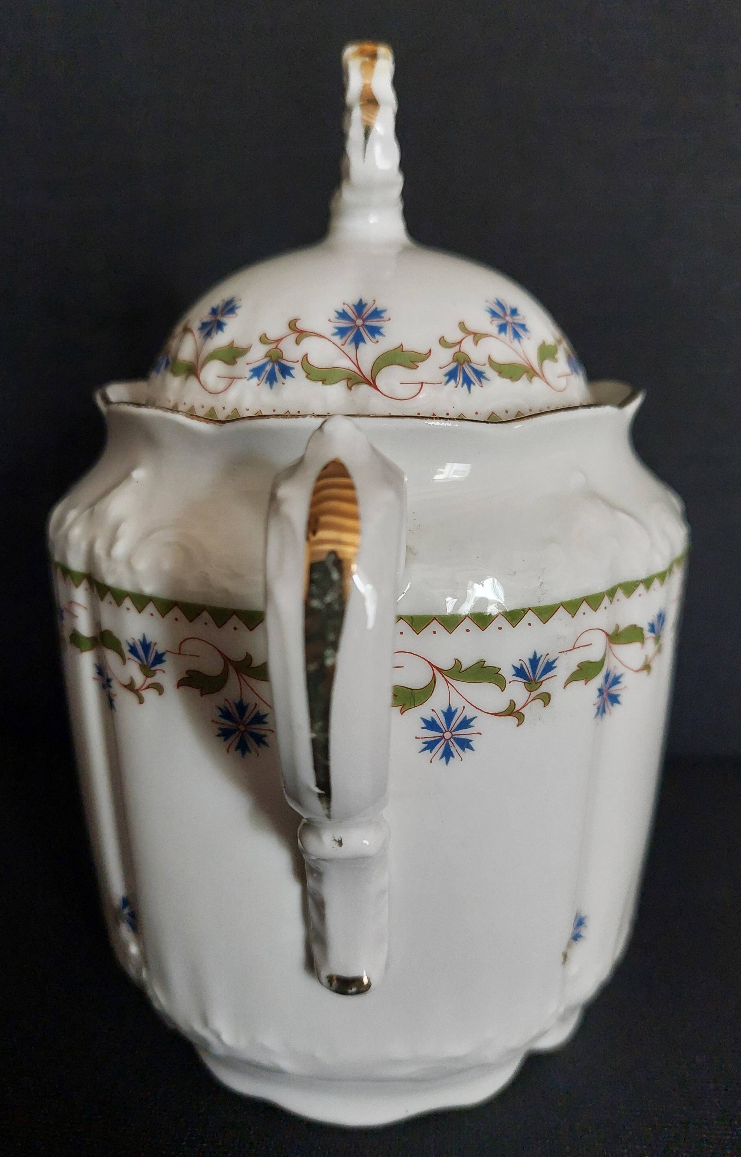 Sugar bowl decorated with cornflowers Limoges first half of the 20th century