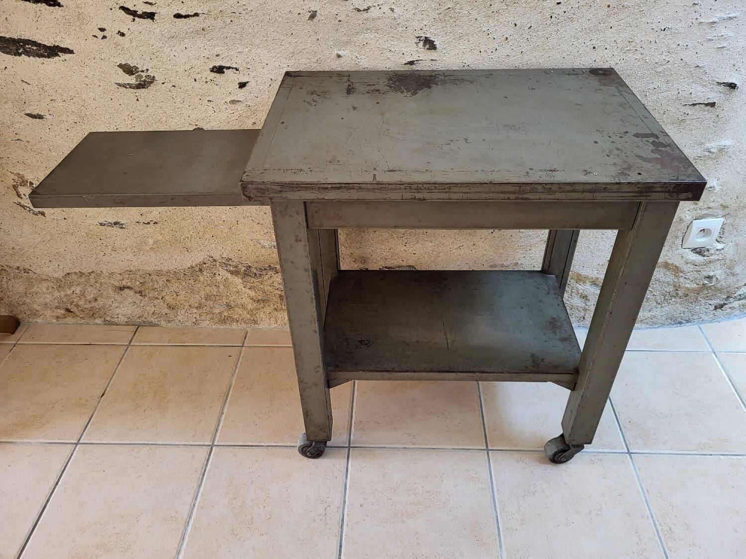 Metal serving trolley