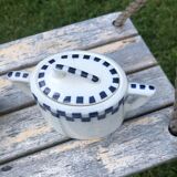 Ancient teapot and sugar pot