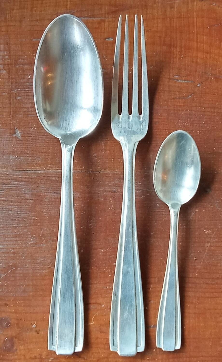 Antique 30-piece cutlery set from Boulenger Goldsmiths