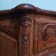 Commode Rocaille en noyer sculpté XXème