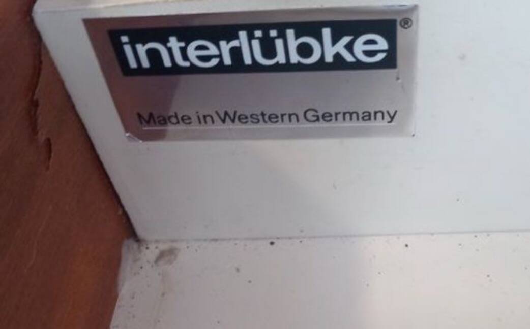 Interlubke dressing table