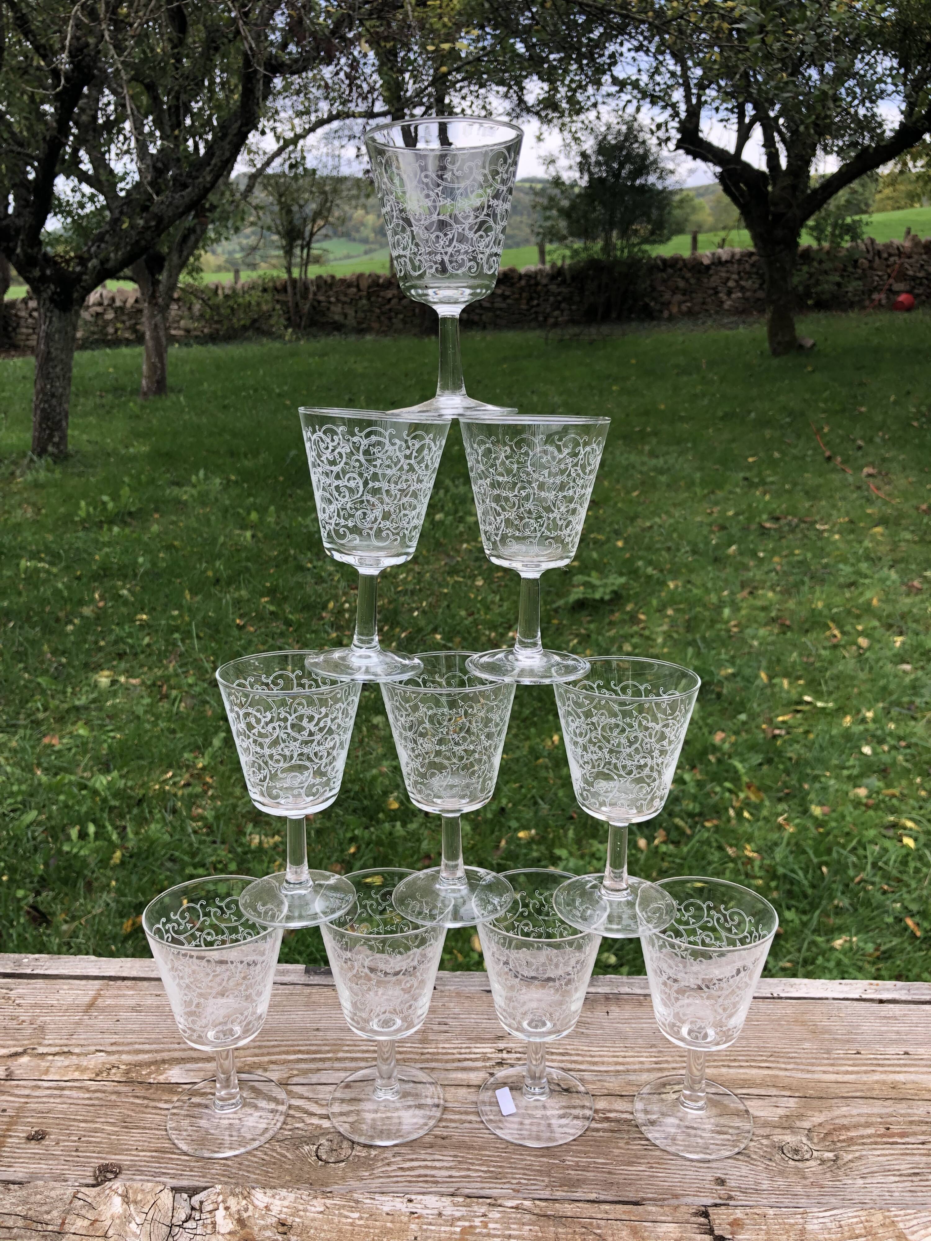10 baroque stemmed glasses