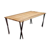 Multiline beech design table and matte black steel