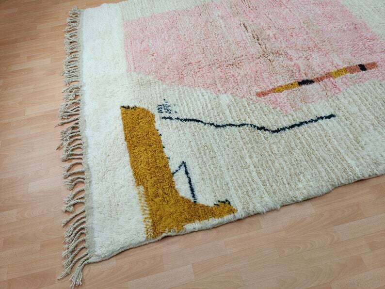 Berber rug in pure wool size 150 x 250 cm