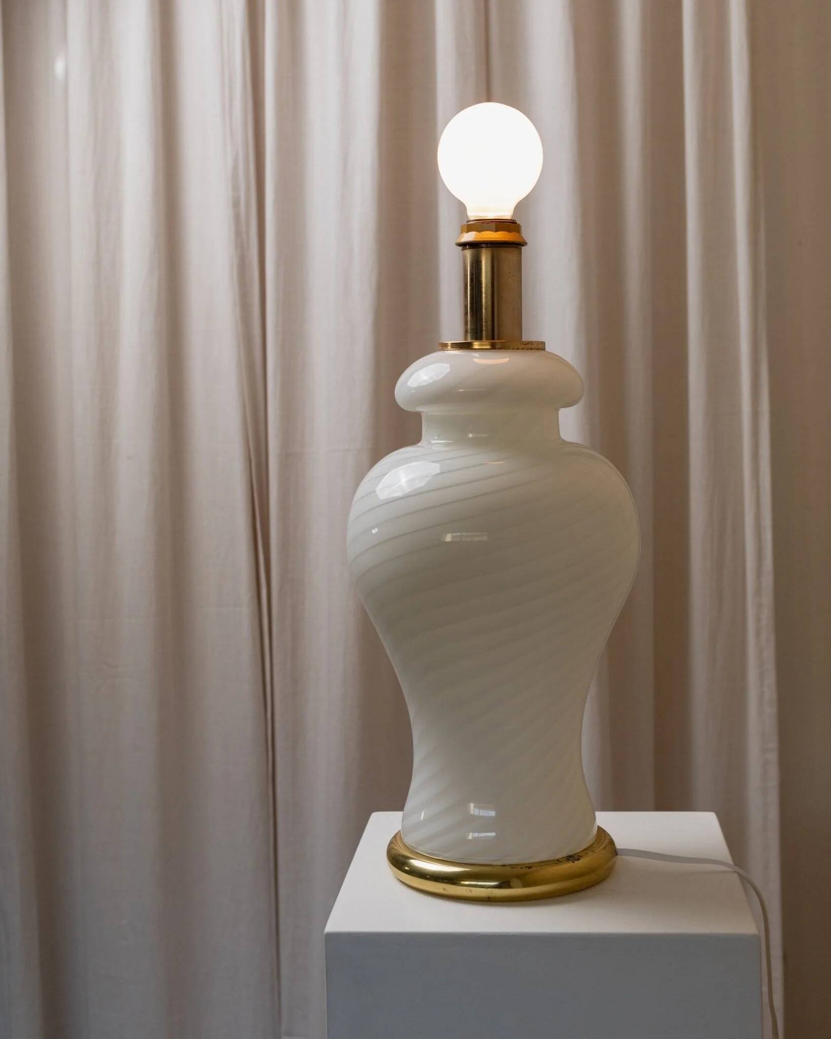 XXL Murano White Opaline Glass Table Lamp, 1970s Mid-Century Swirl, Mouth-Blown Italy