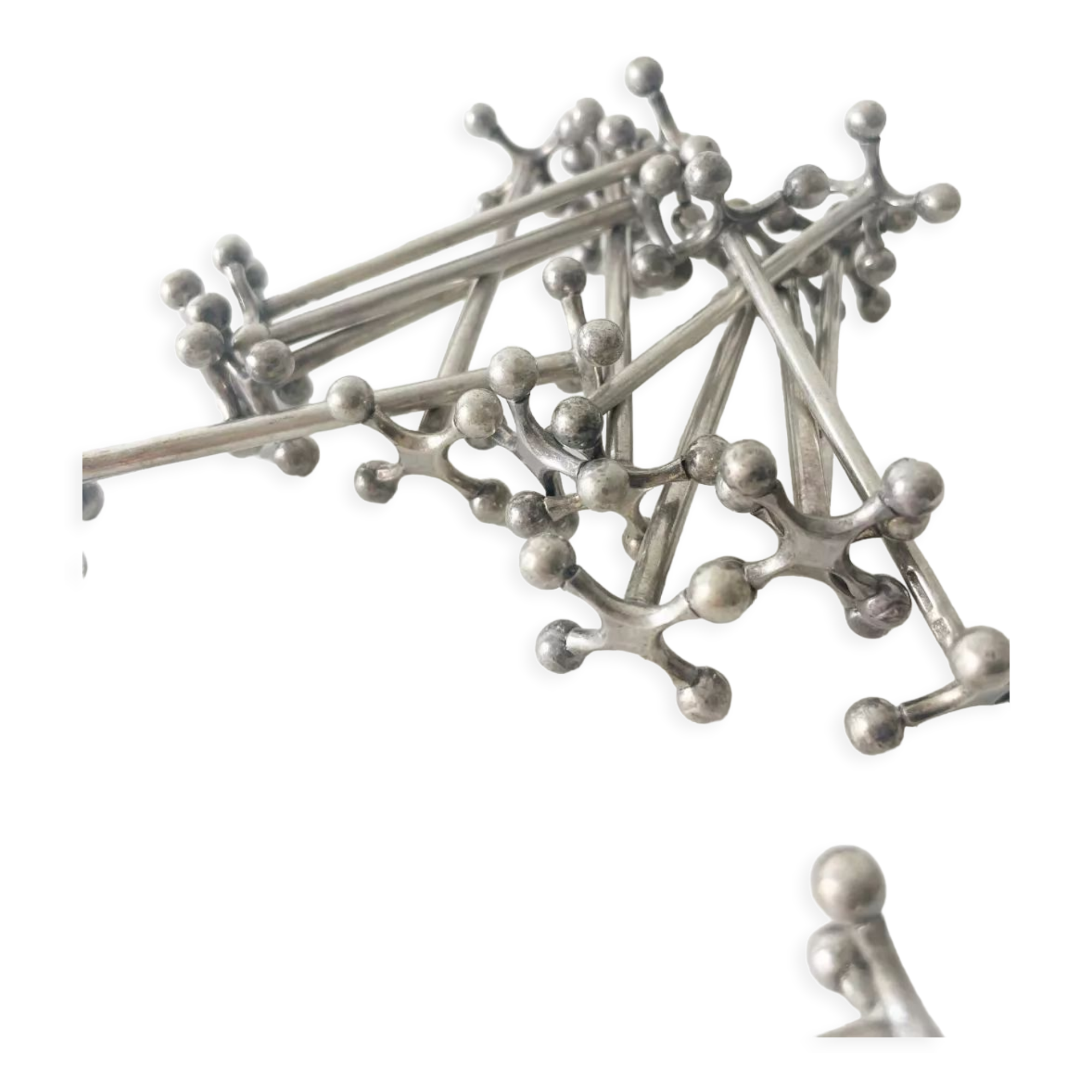 Art deco knife holder in silver metal