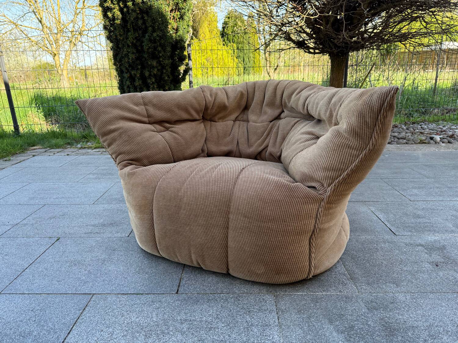 Michel Ducaroy armchair model Brigantin, Ligne Roset edition 1980.