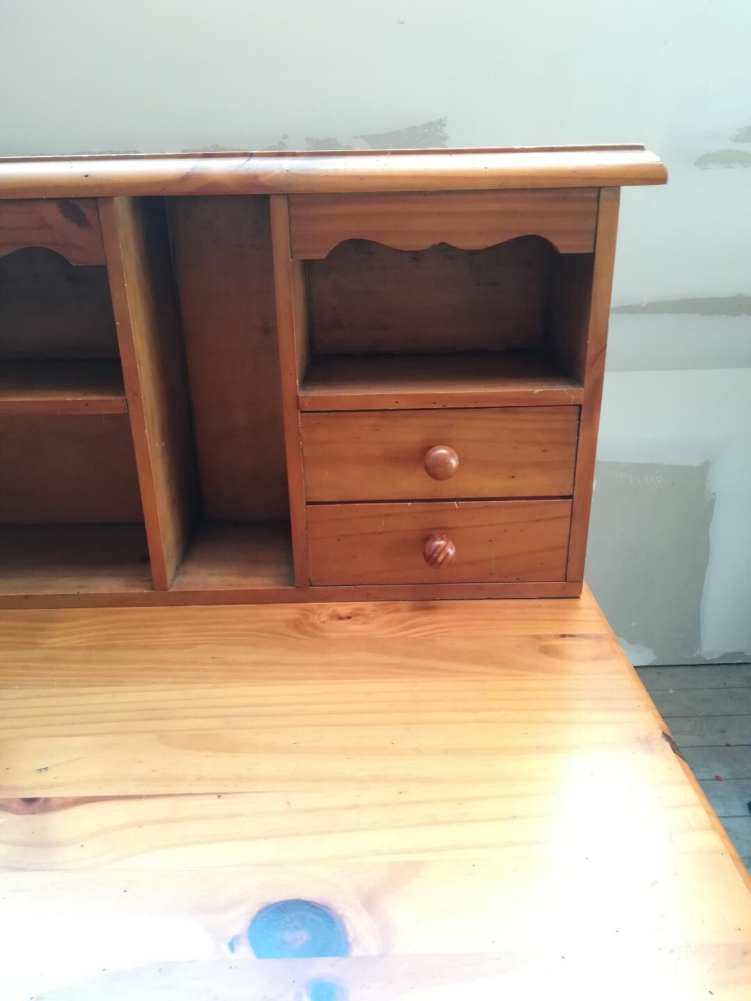 Office secretary in pine.