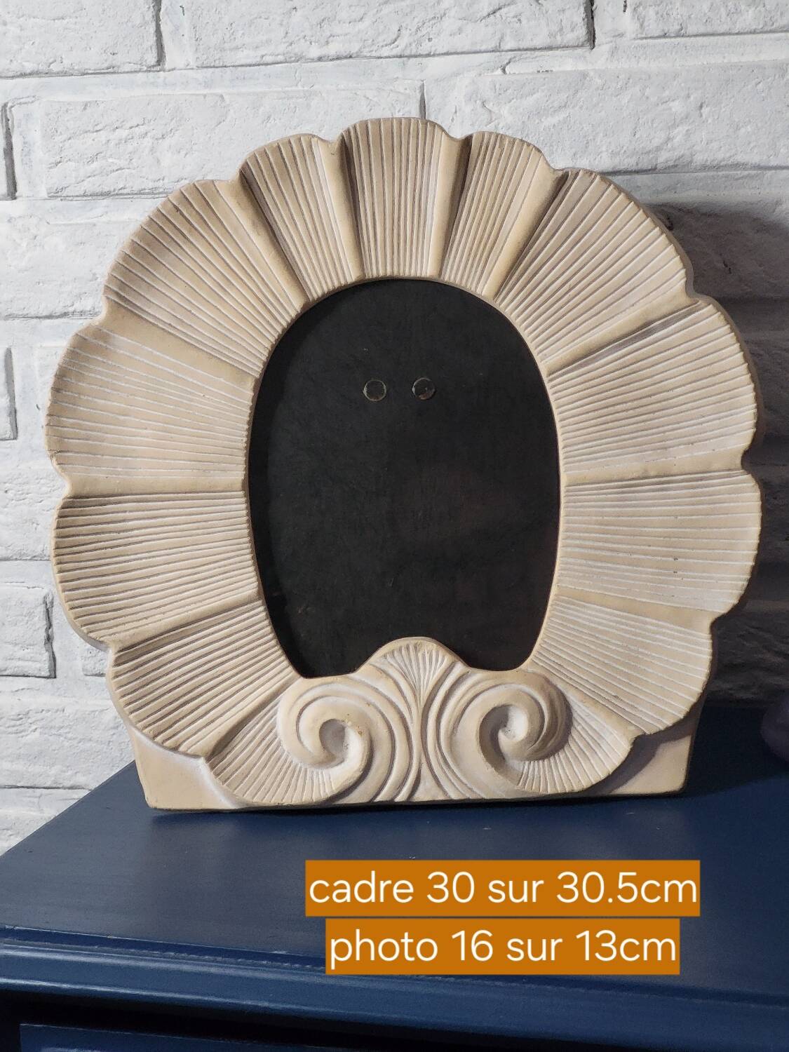 Seashell photo frame