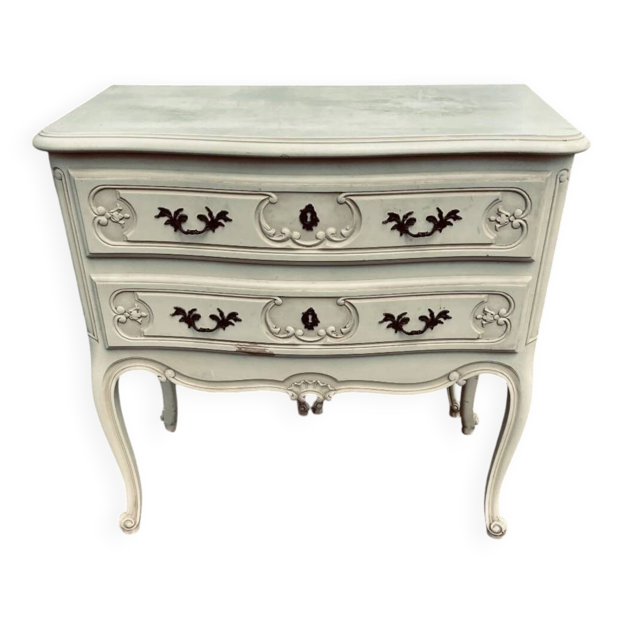 Neoclassical chest of drawers