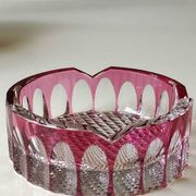 Large Val St-Lambert Ashtray/Vacuum Bin. Cranberry. Oval/Cross-hatched Patterns. Diam 15.5 cm