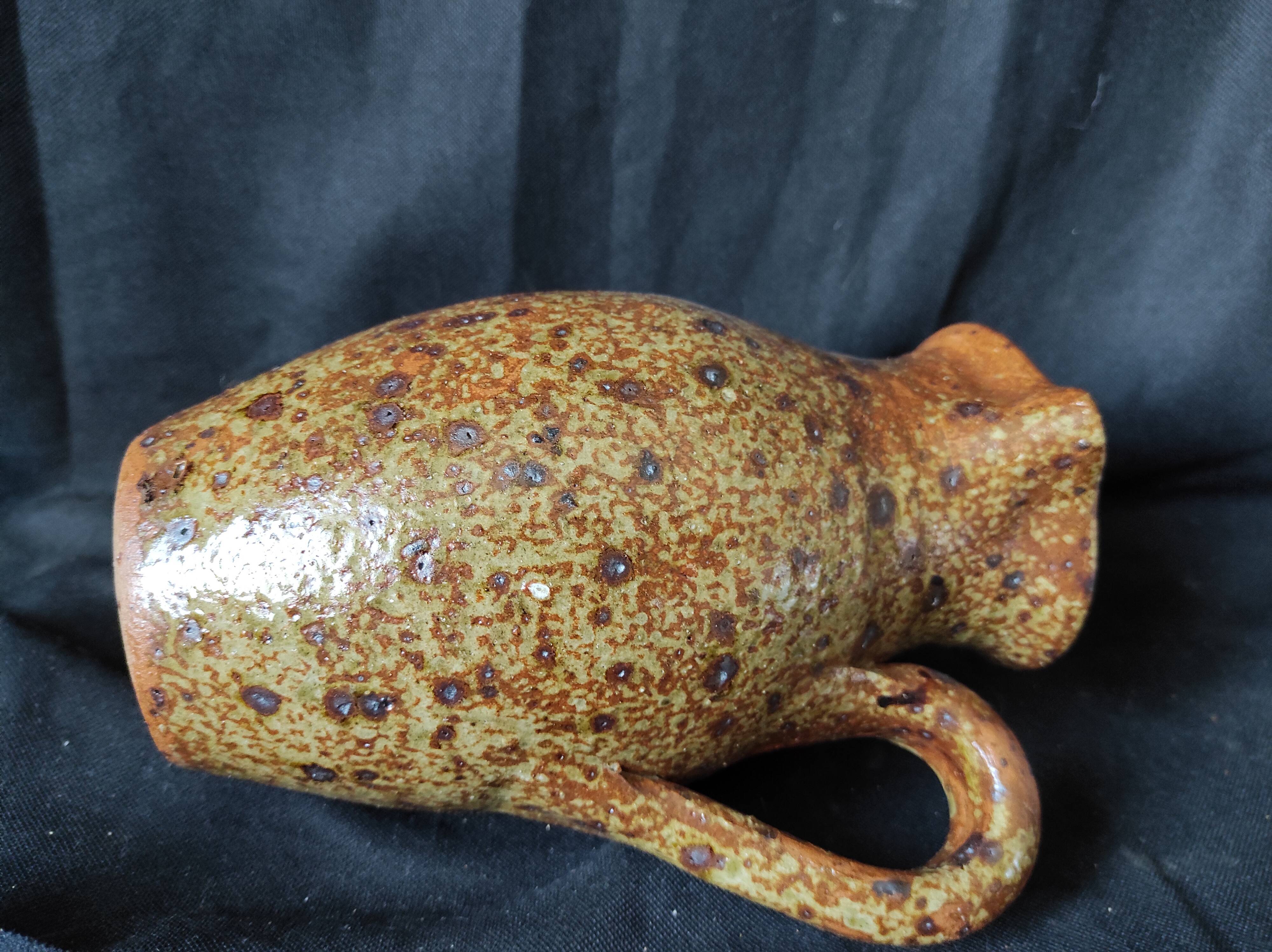 The terminal/jug in pyrite gres