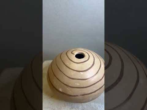 Pot artisanal Lava en ciment minéral