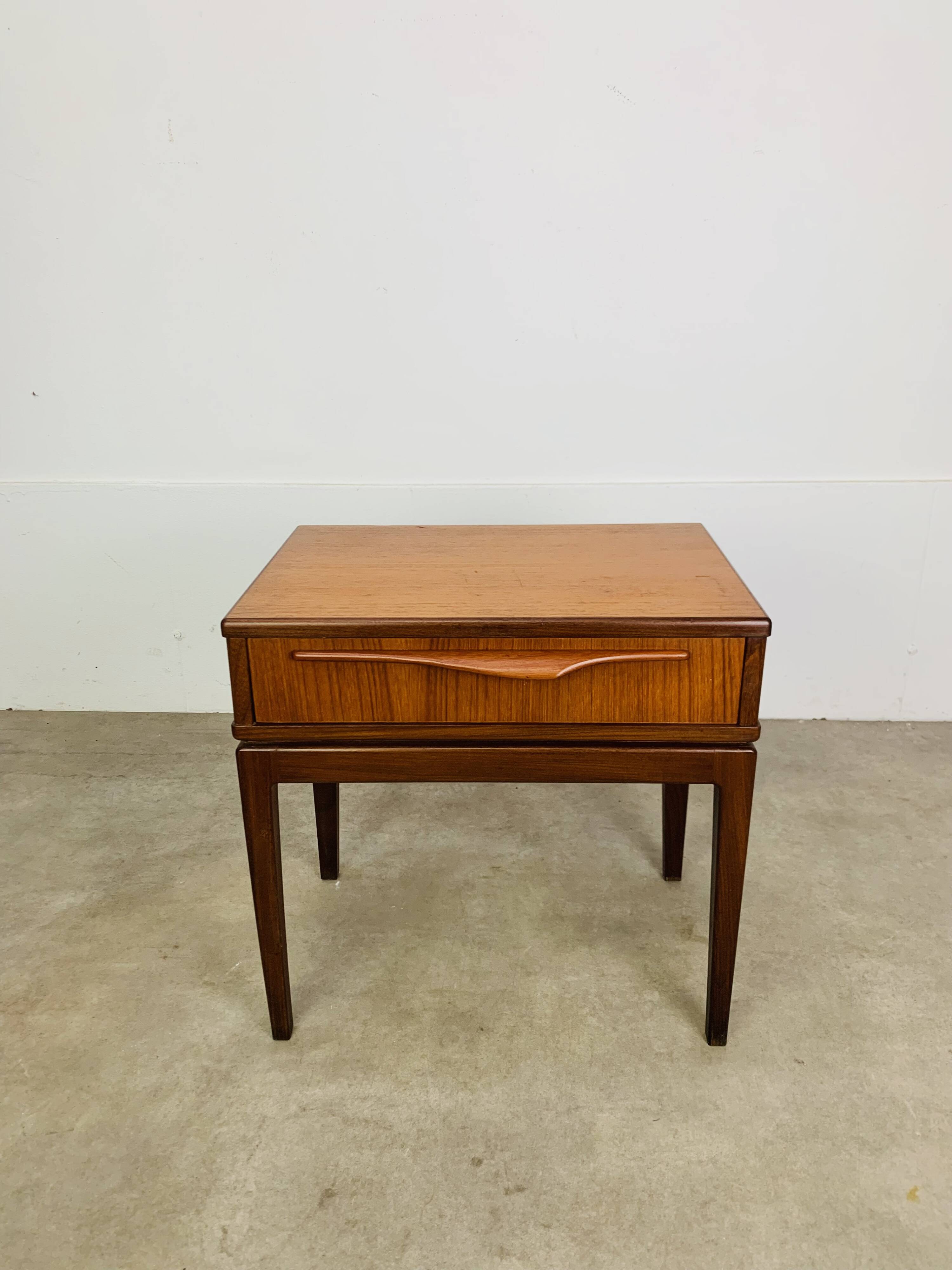 Chevet scandinave en teck, années 60