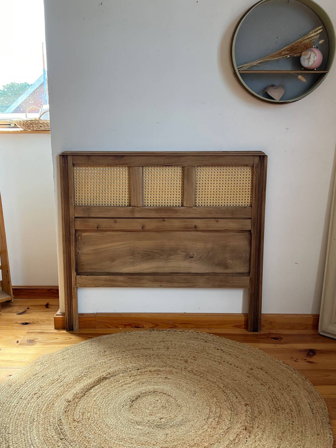 Vintage headboard in raw solid oak and canework