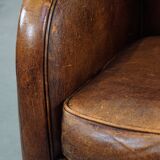 Sheep leather armchair with character
