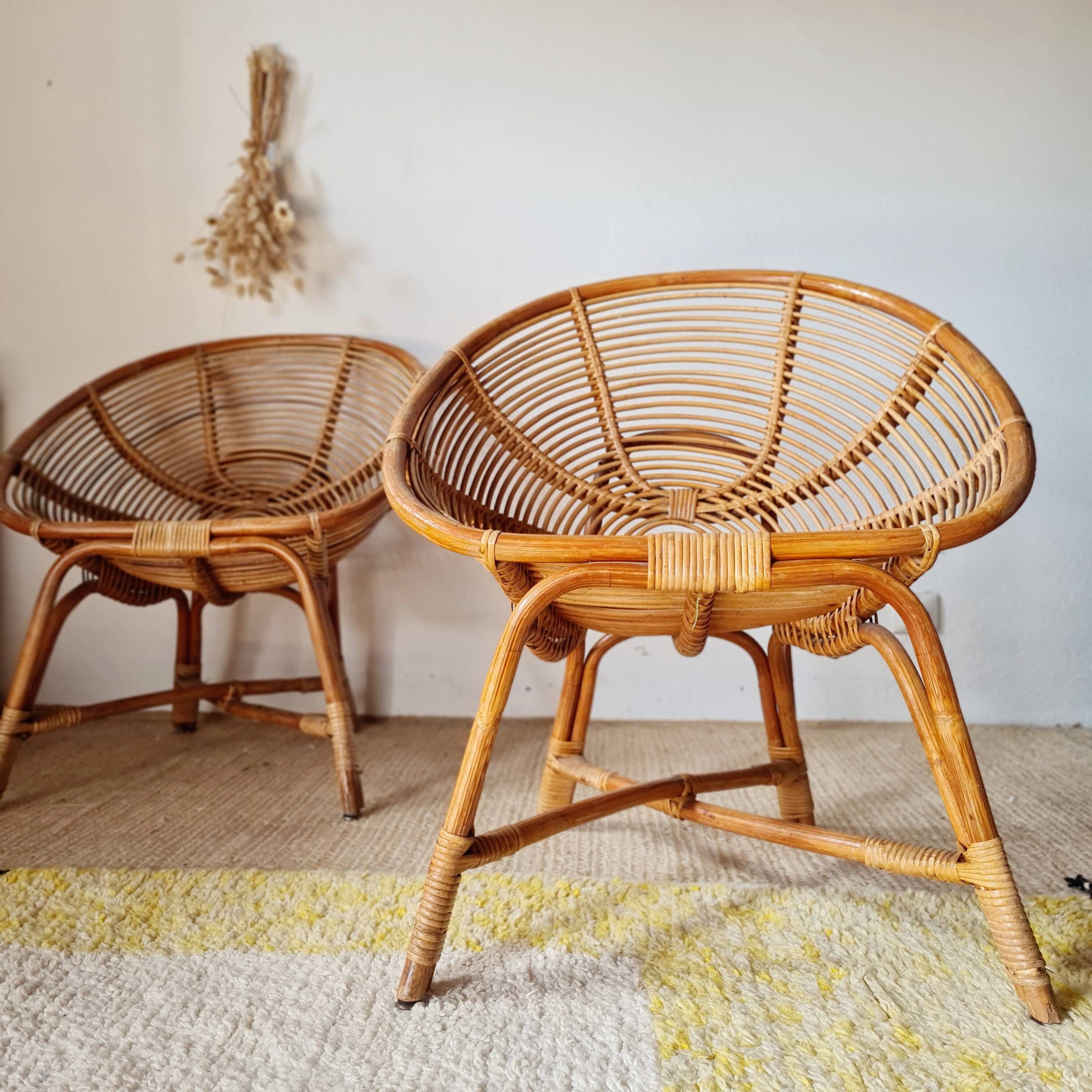 Pair of vintage basket chairs in rattan – Riviera style 1960