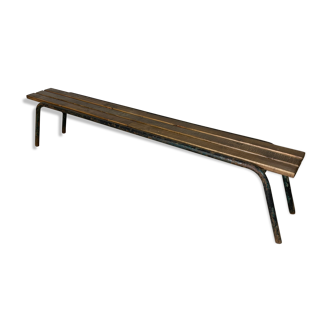 Old bench in steel and wood