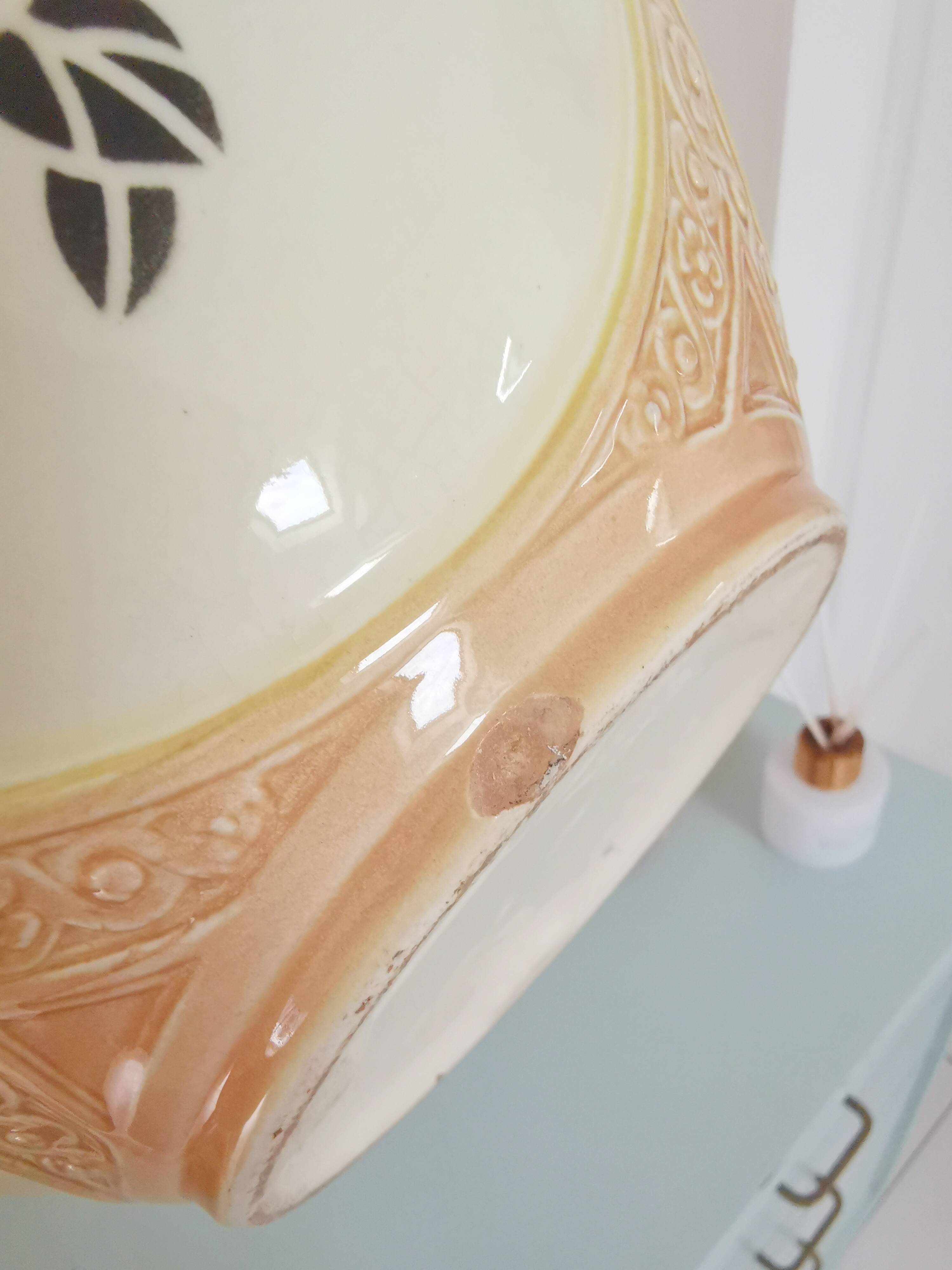 Hidden vase planter in slipware, Bruyne factory (Fives-Lille)