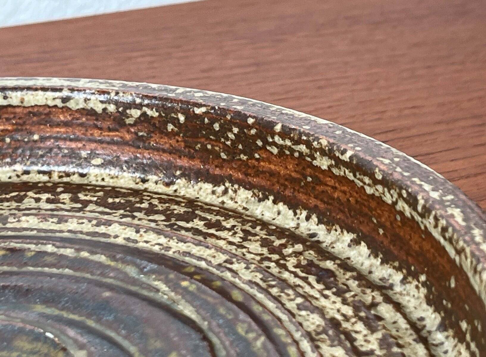 Mid-Century Modern Danish Studio Pottery Bowls by Tue Poulsen for Tue Keramik, 1960s, Set of 2