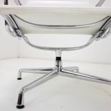 Chair by Charles & Ray Eames for Vitra, EA 107