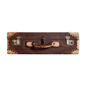 Retro leather case