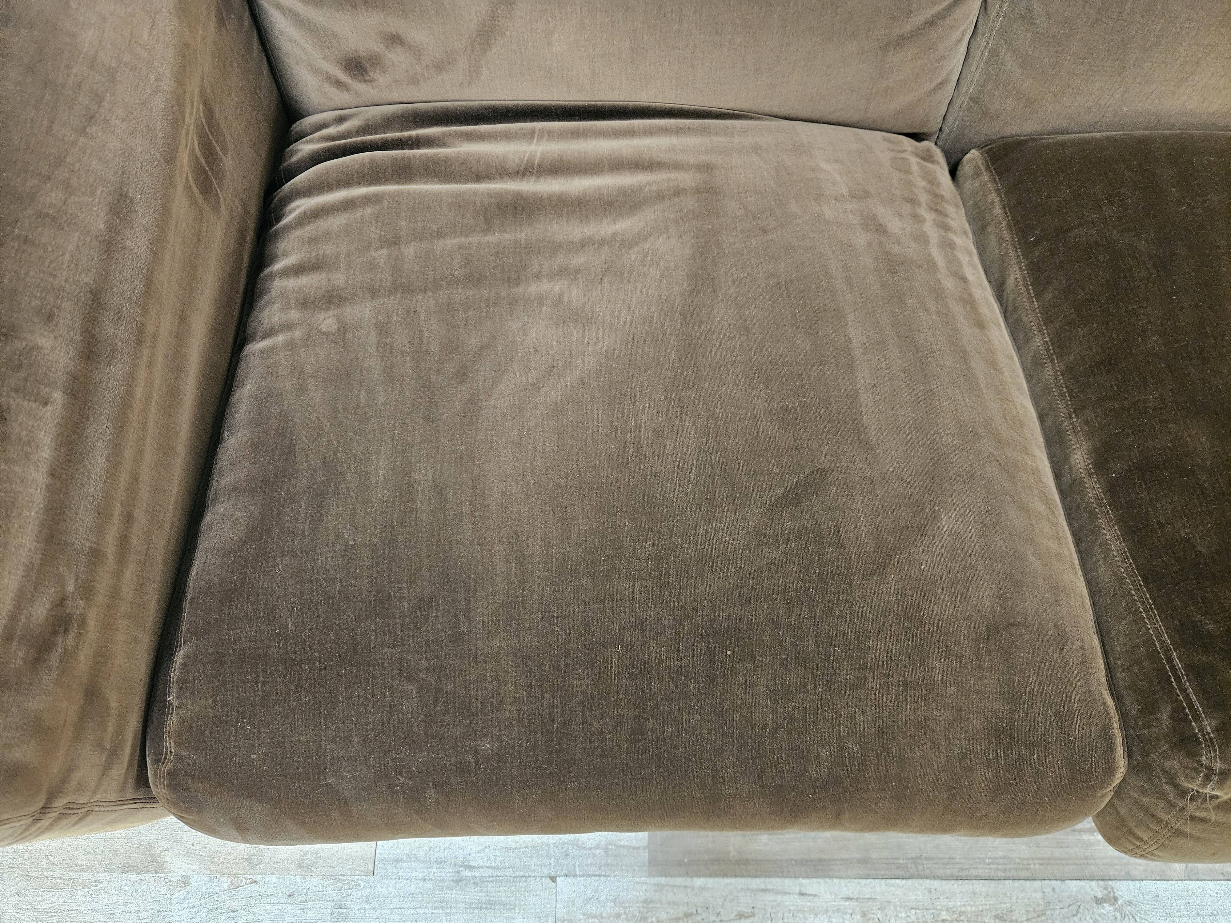 Tecno D120 three-seater sofa by Valeria Borsani and Alfredo Bonetti, 1966