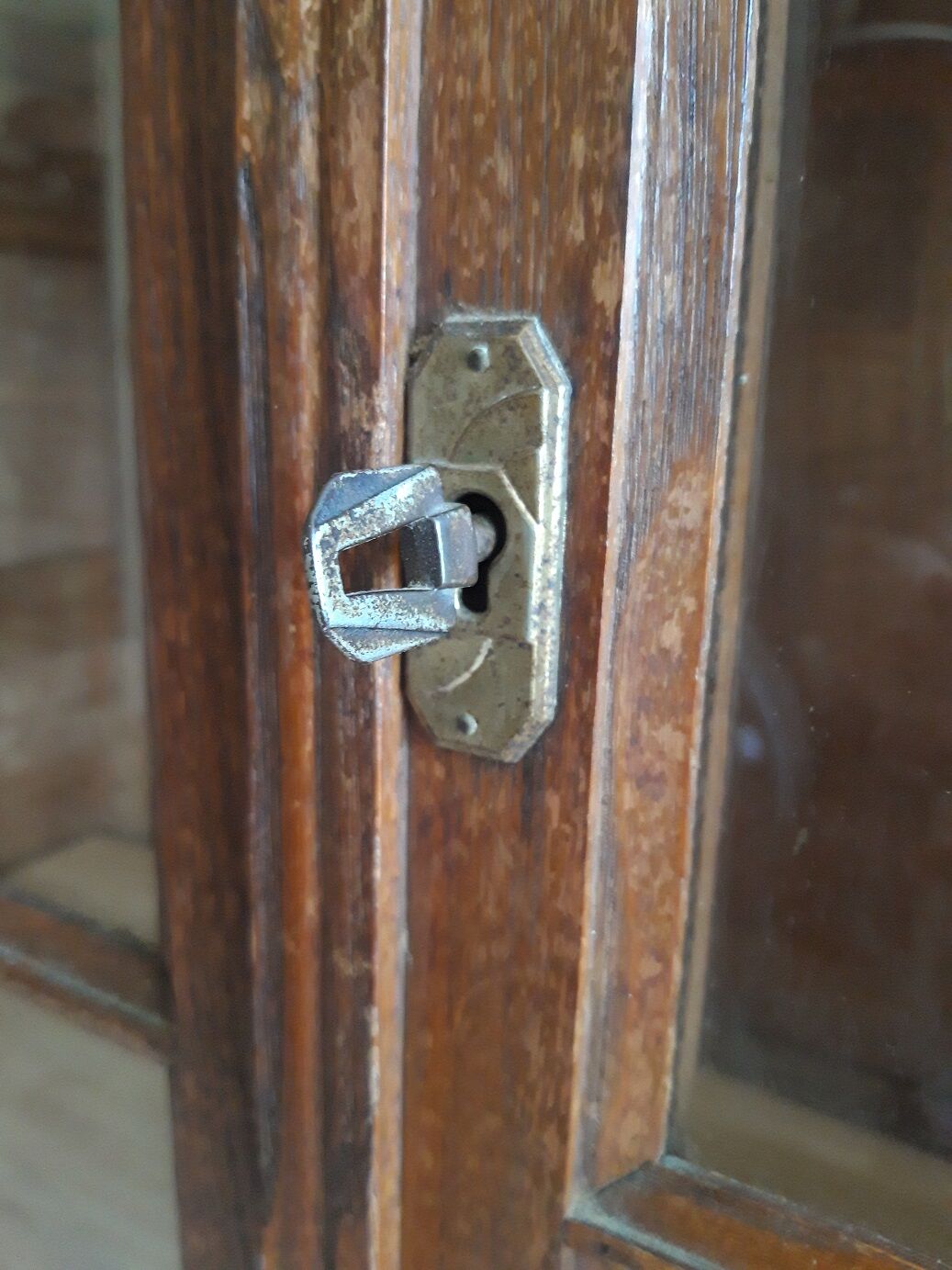 Art Deco glass cabinet