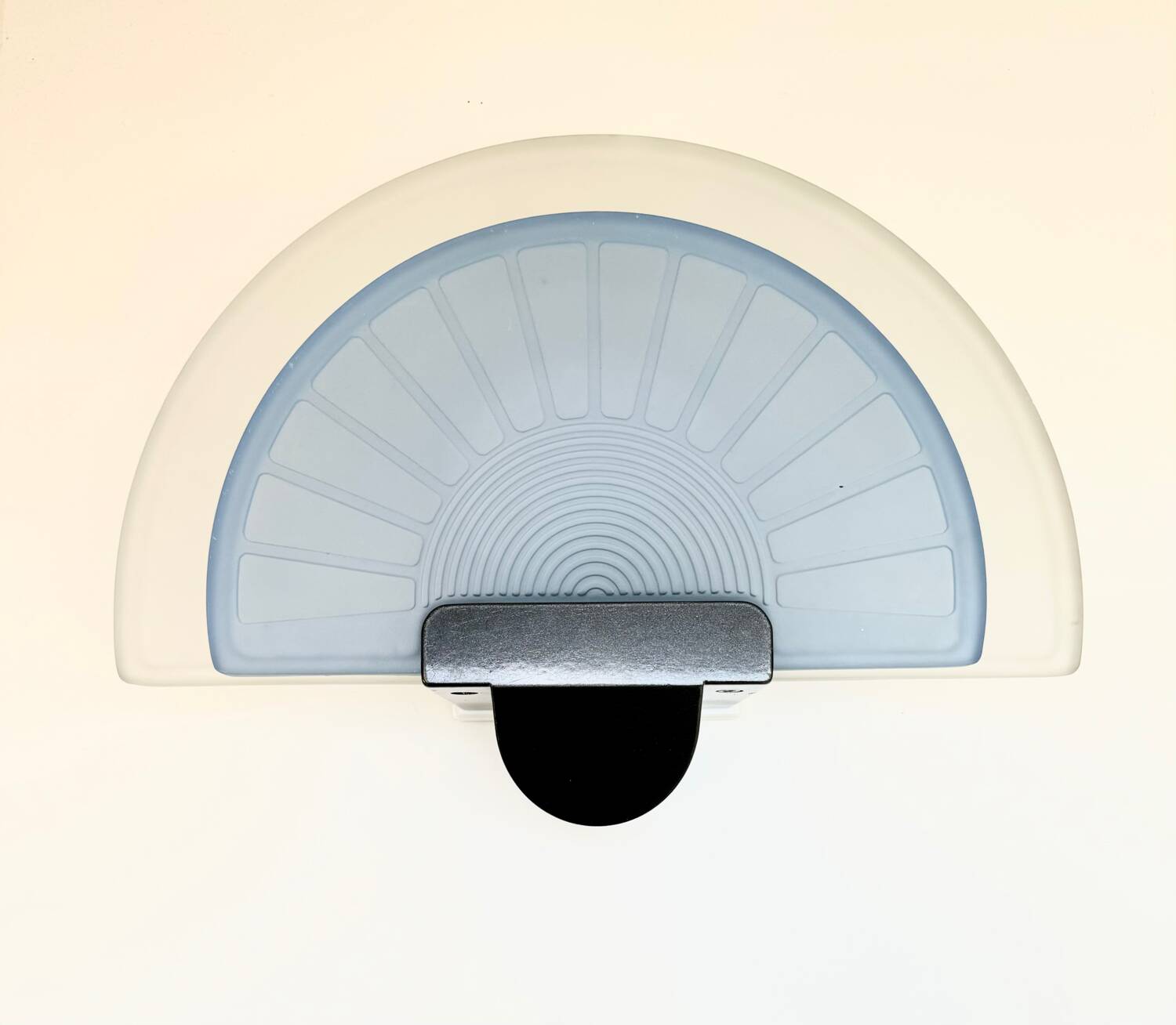 Pair of “diva” wall lights by Ezio Didone for Arteluce