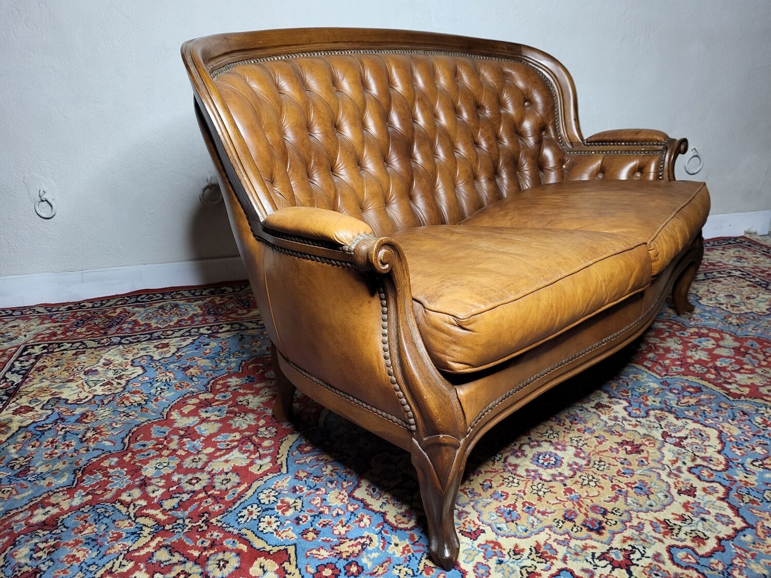 Chesterfield style 2-seater sofa