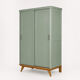 Armoire parisienne penderie 1960 vert grisé rénovée 