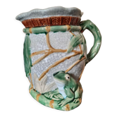 Pichet ancien barbotine