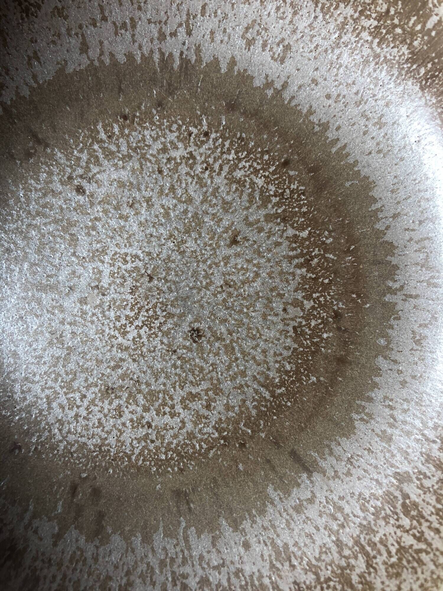 Ensemble de 4 assiettes creuses en grès, “Poterie d'Alésia"