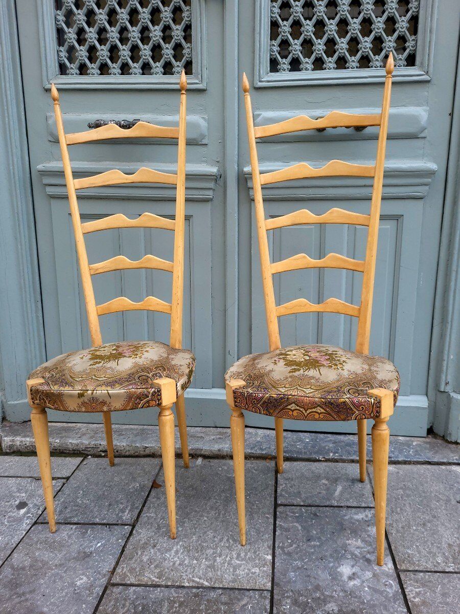 Pair of chairs by Paolo Buffa