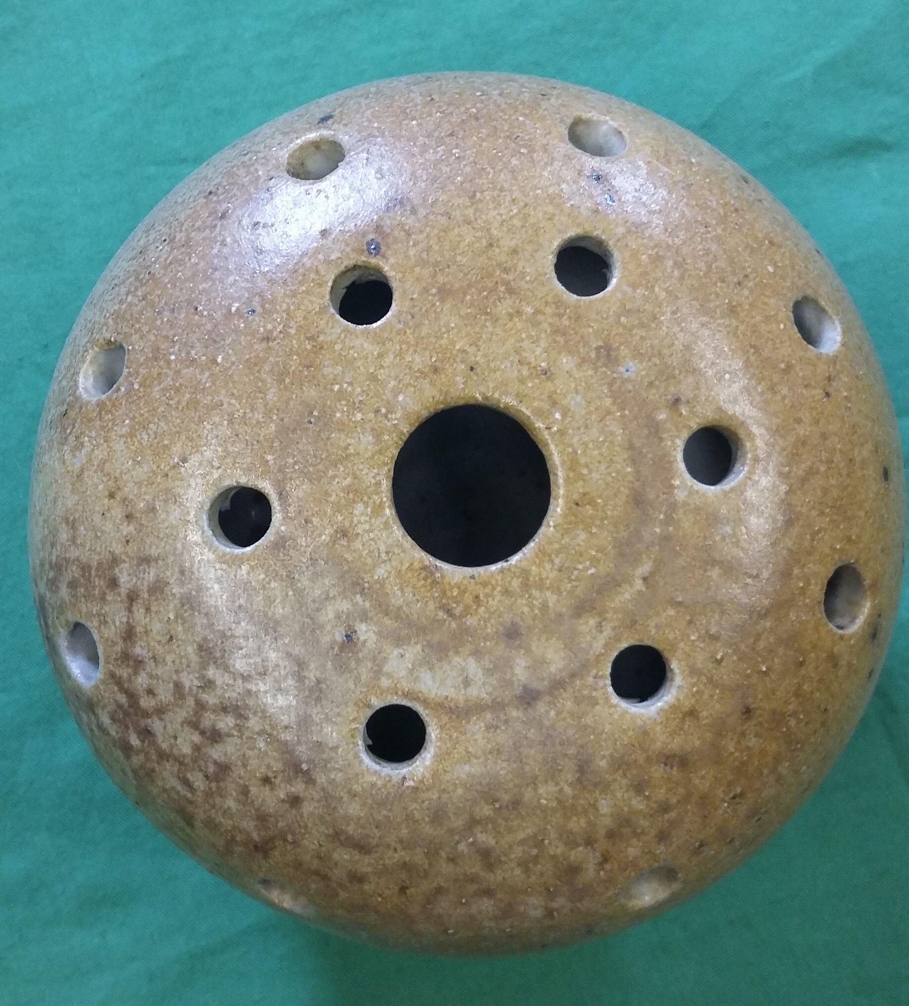 Sandstone flower spade